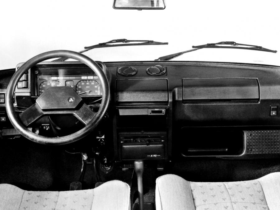 Торпедо Autobianchi A112 LX 1982 года  (фото 4 из 6)